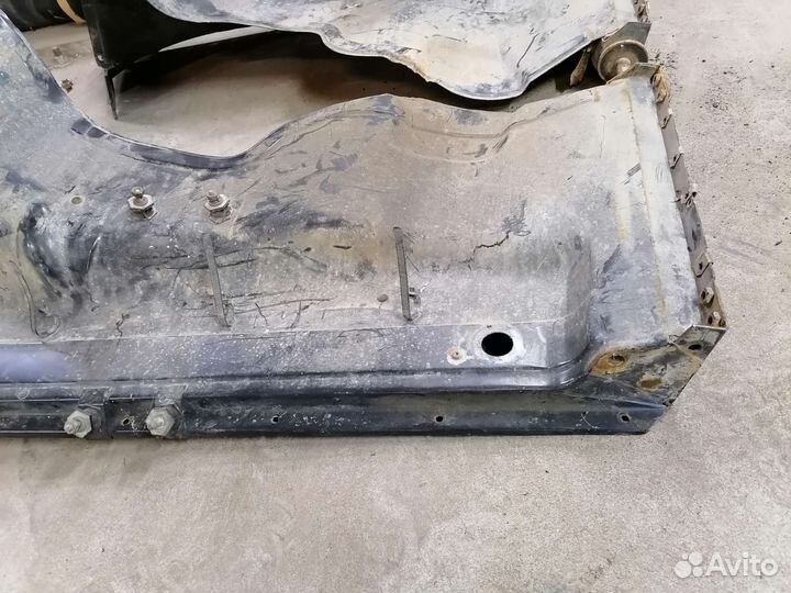 Лонжероны кузова Мерседес Гелендваген