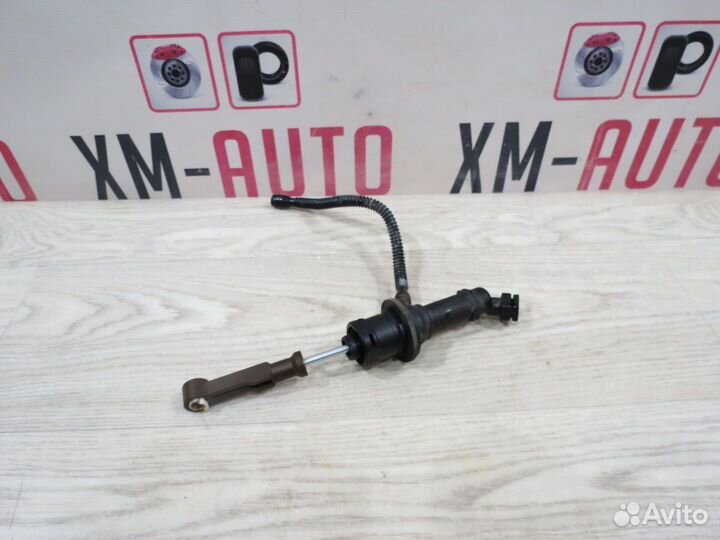 Главный цилиндр сцепления Renault Sandero 2