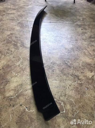 Спойлер верхний BMW 5 F10 на заднее стекло черный