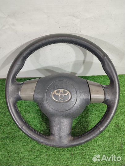 Руль Toyota Wish ZNE14 1zzfe 2005