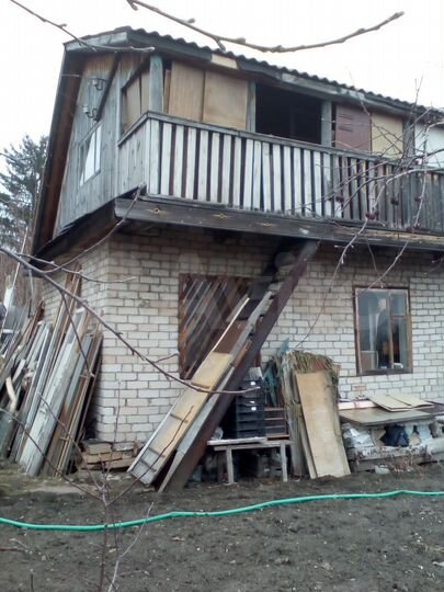 Дача 10 м² на участке 6 сот.