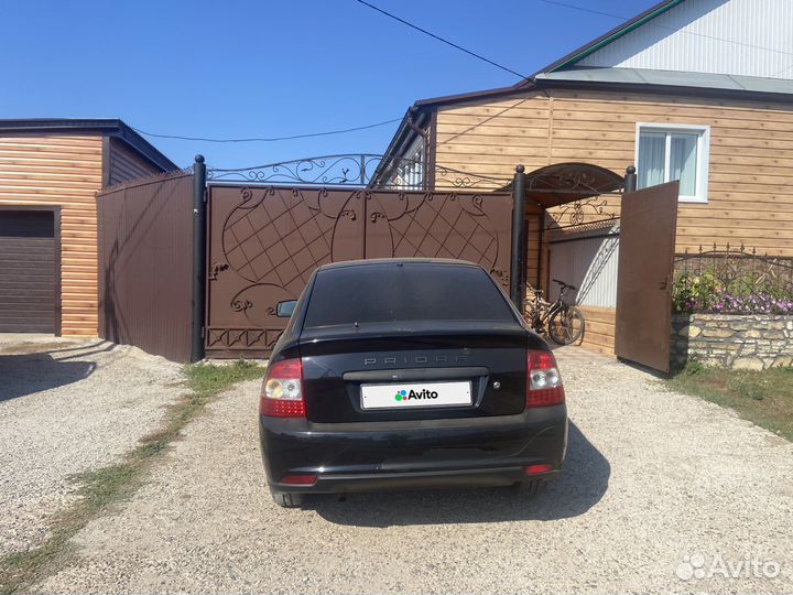 LADA Priora 1.6 МТ, 2010, битый, 230 000 км