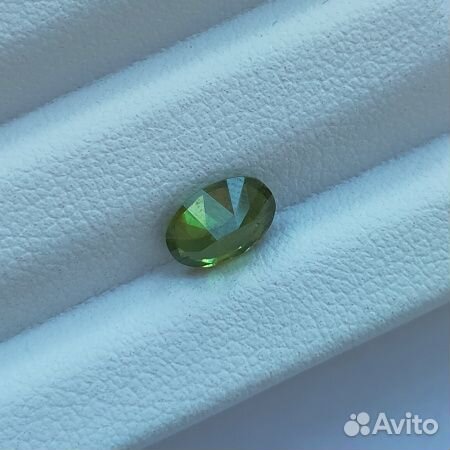 Ограненный Демантоид 1+ ct