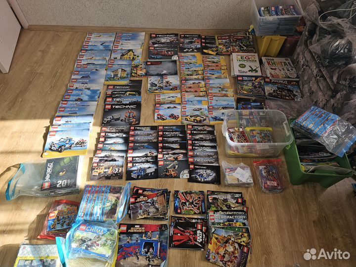 Lego инструкции,постеры,книги итд