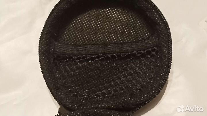 Чехол на молнии жёсткий 70ммх35мм с карманом