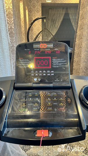 Профессиональная Беговая дорожка cardio power т50