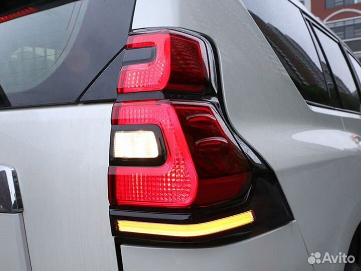 Prado 150 2009-2016 Стоп сигналы стиль 2021 C2HO2