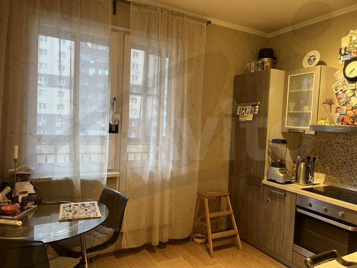 2-к. квартира, 56 м², 6/22 эт.