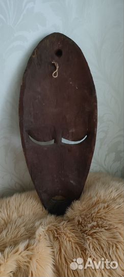 Африканская маска дерево