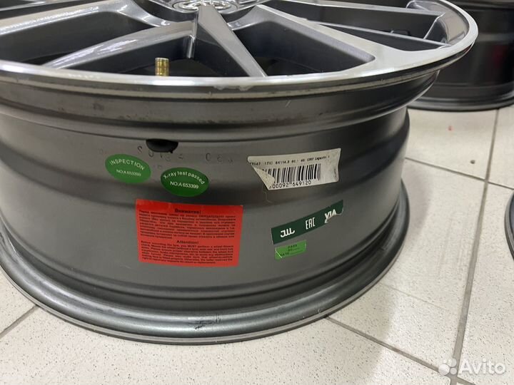 Литые диски 5/114.3 R17