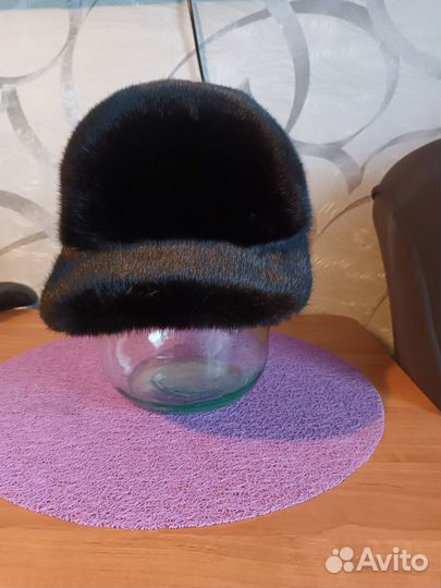 Продам норковую кепку (бейсболку)