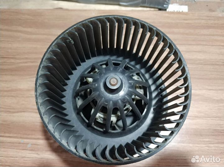 Вентилятор отопителя рено Дастер, Логан, Сандеро