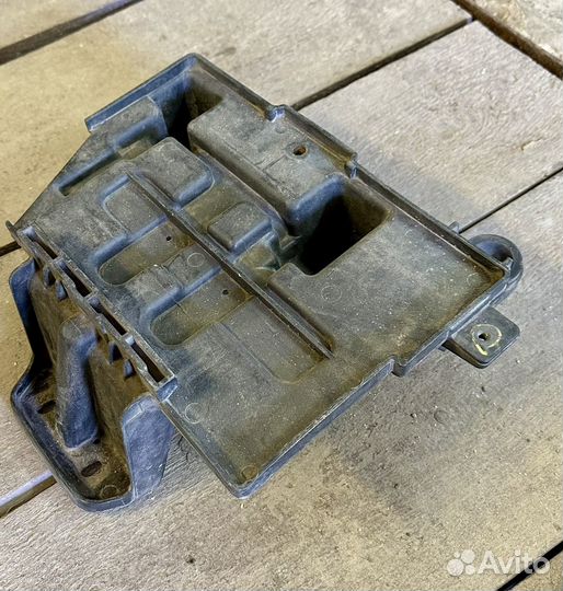 Площадка АКБ Kia Sportage 3