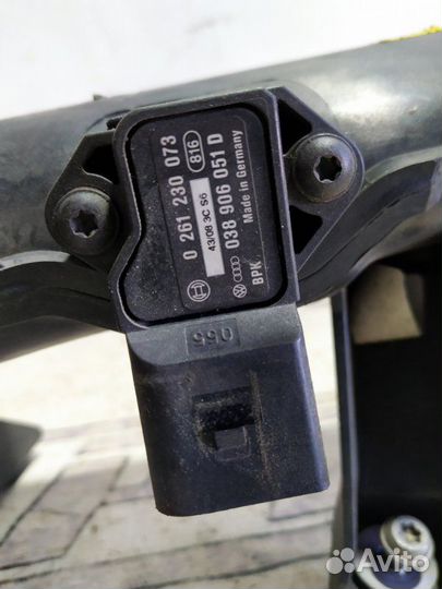 Патрубок интеркулера Volkswagen Passat B6 1.8 BZB