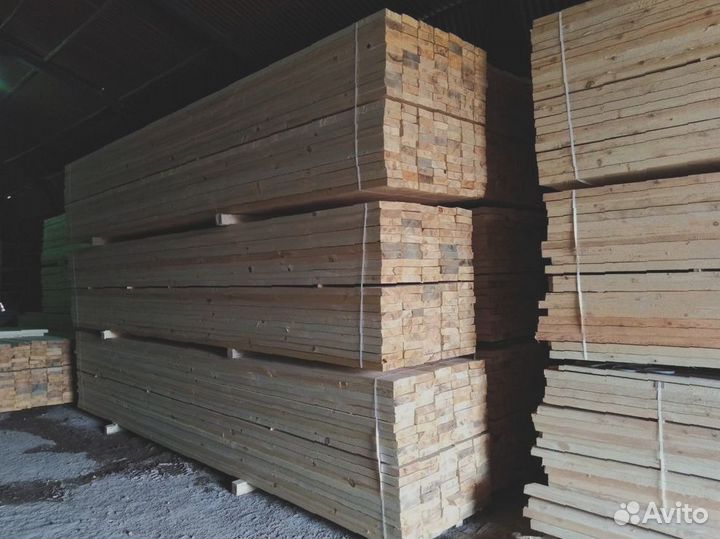 Сосновые доски, натуральность и красота