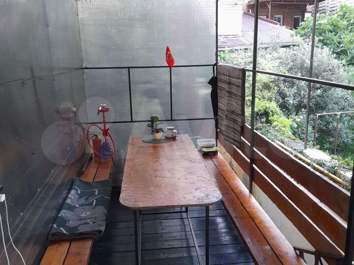 Дом 20 м² на участке 2 сот.