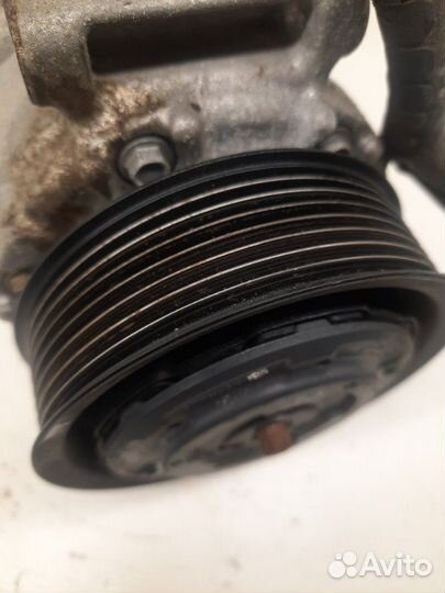 Компрессор кондиционера Land Rover Discovery