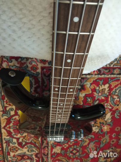 Бас гитара Ibanez GSR200