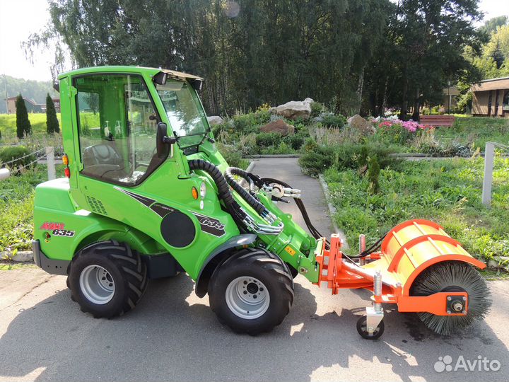 Щетка 1000 мм для мини-трактора Avant