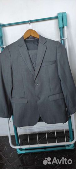 Нарядный костюм для мальчика