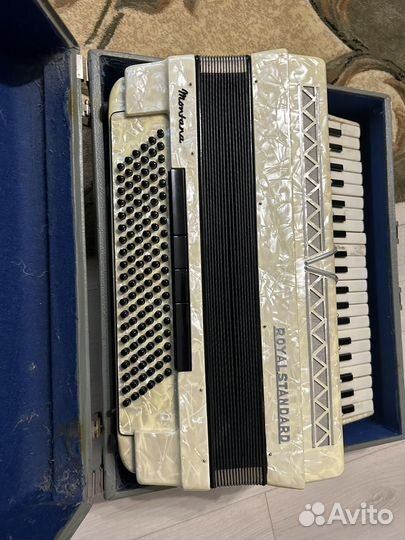Аккордеон RoyalStandart montana