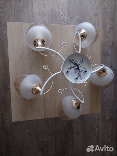 Люстра потолочная бу