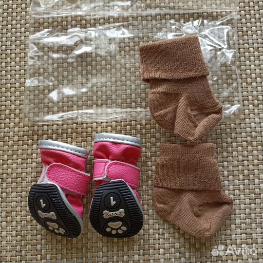 Обувь для маленьких собак