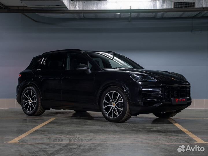 Porsche Cayenne 3.0 AT, 2023, 5 км