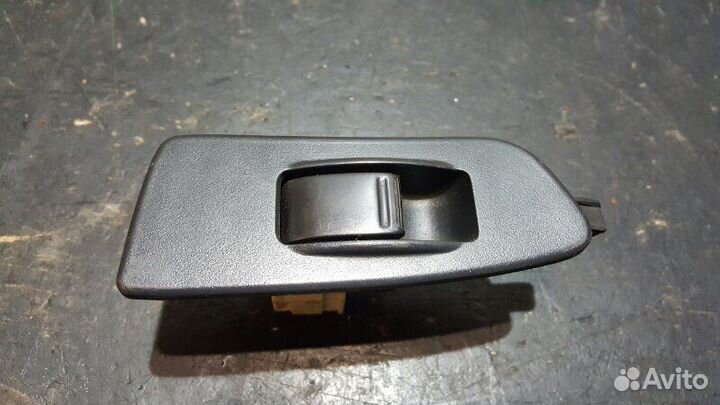 Кнопка стеклоподъемника Subaru Impeza Wrx Sti GD