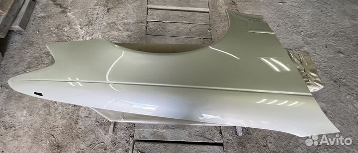 Крыло правое переднее