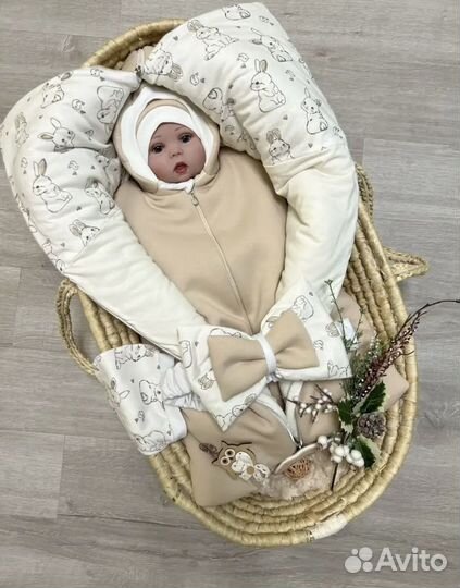 Конверт на выписку новорожденного