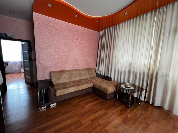 2-к. квартира, 60 м², 2/4 эт.