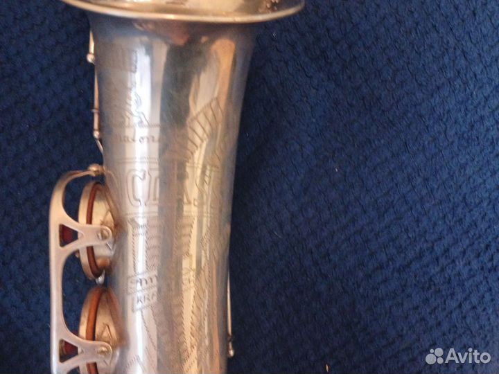 Сломанный саксофон amati kraclice и чехол