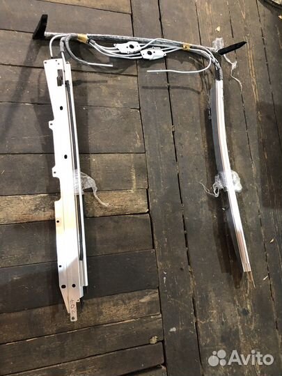 Механизм панорамной крыши Mercedes E-Class W207