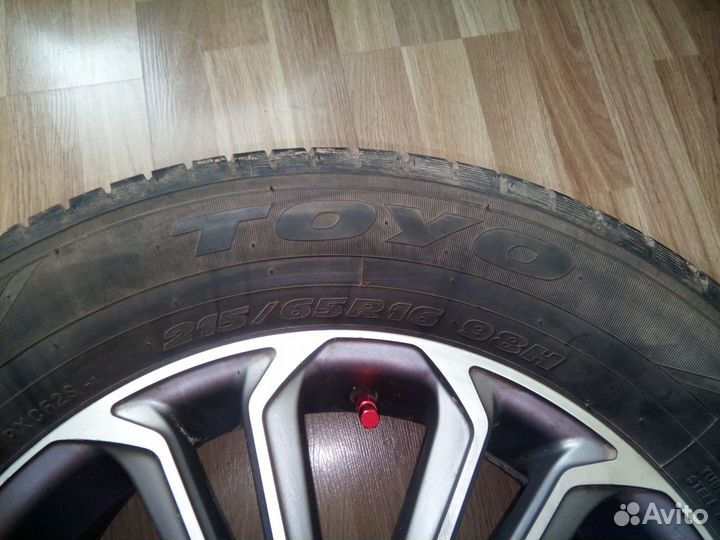 Toyo Proxes CF2 SUV 215/65 R16