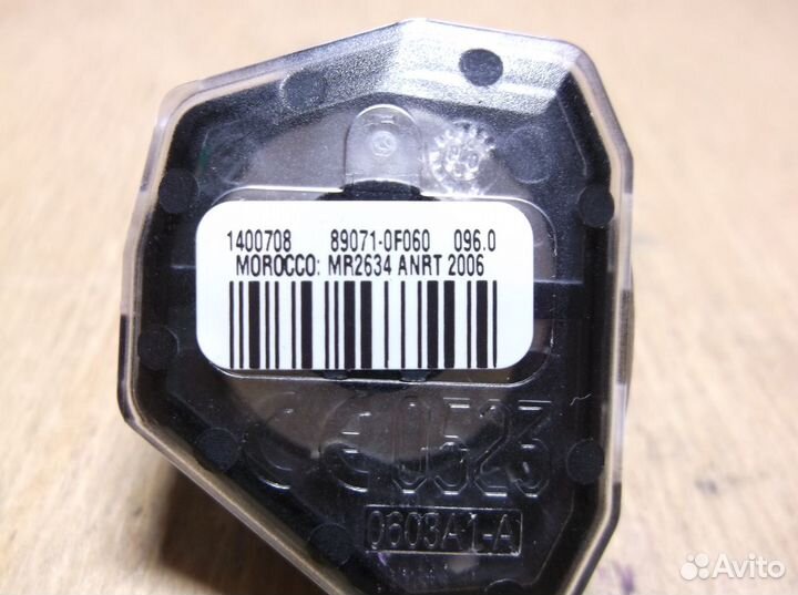 89071-0F060 Toyota remote key 2 buttons Valeo