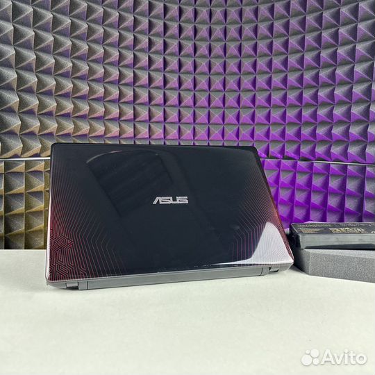 Игровой ноутбук Asus i5/GeForce/8RAM/SSD