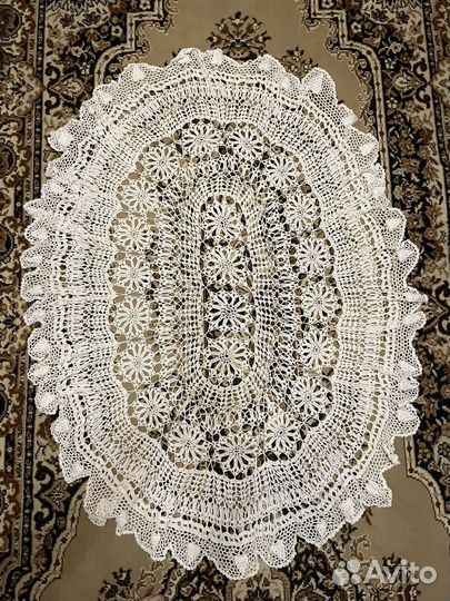 Скатерть вязанная крючком на стол