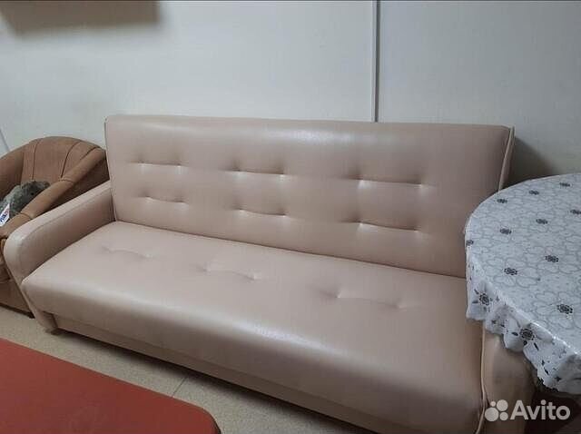 Диван кожаный