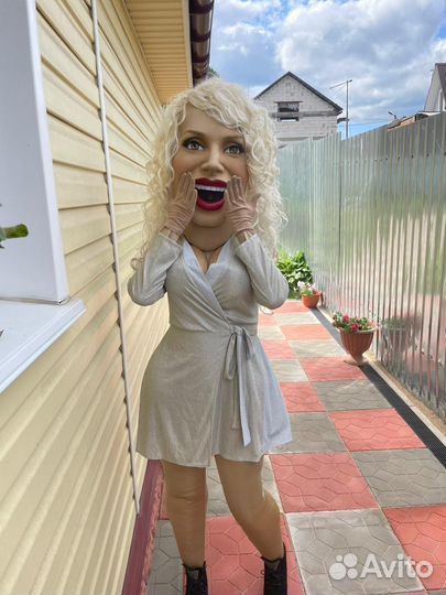 Поздравление от звезд (ростовая кукла)