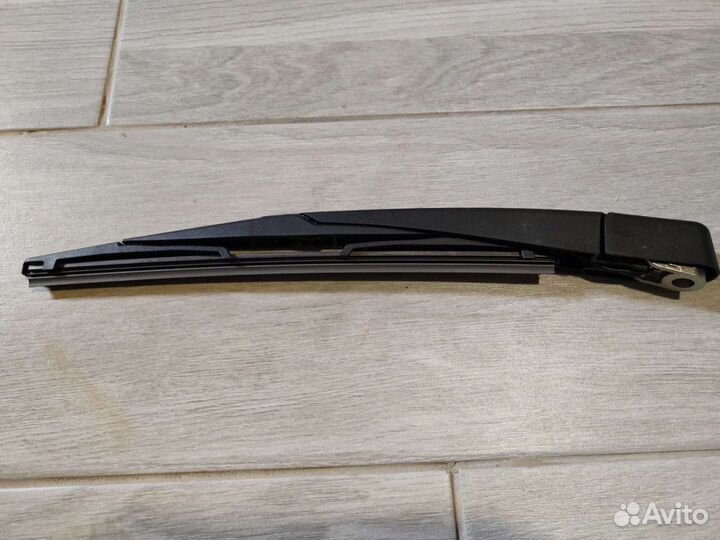 Рычаг стеклоочистителя LADA Vesta SV