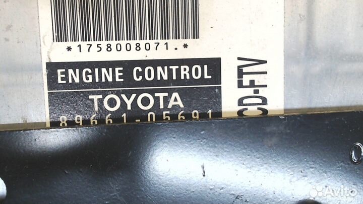 Блок управления двигателем Toyota Avensis 2, 2005