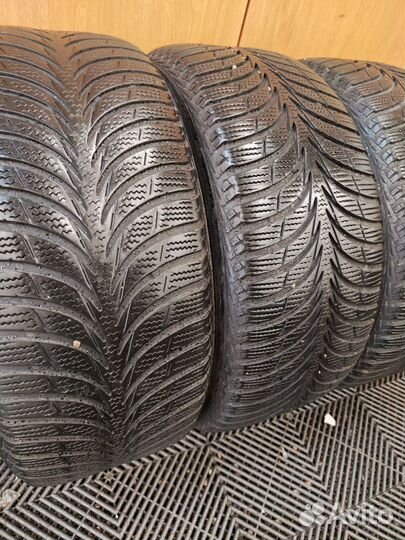 Goodyear UltraGrip Ice 225/50 R17 98T