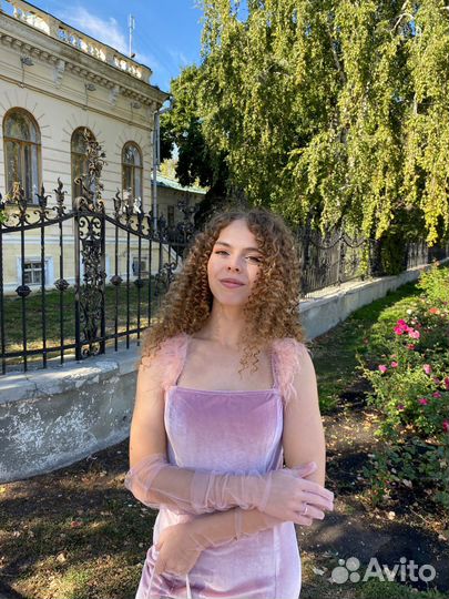 Вечернее платье в аренду, 42 (S) размер