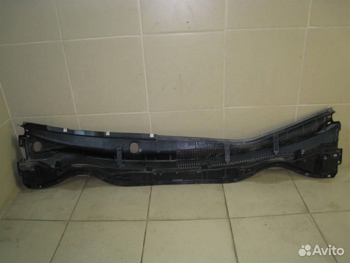 Решетка стеклоочистителей Toyota Auris E18 2015