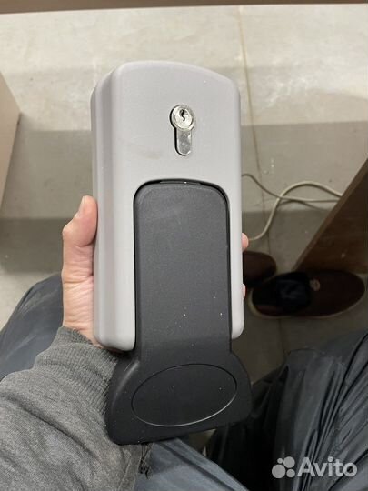 Ручка холодильной двери