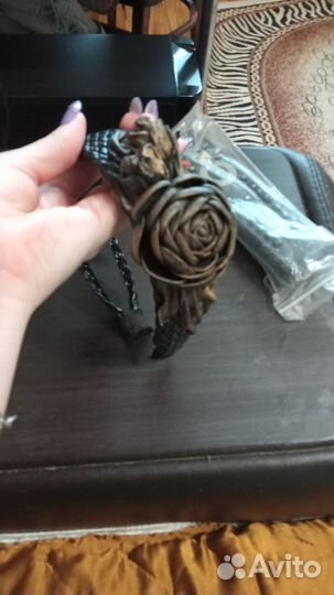 Ободок для волос из кожи