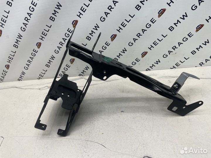 Кронштейн фары левый Bmw F20 F21 F30 F31 F32 F33