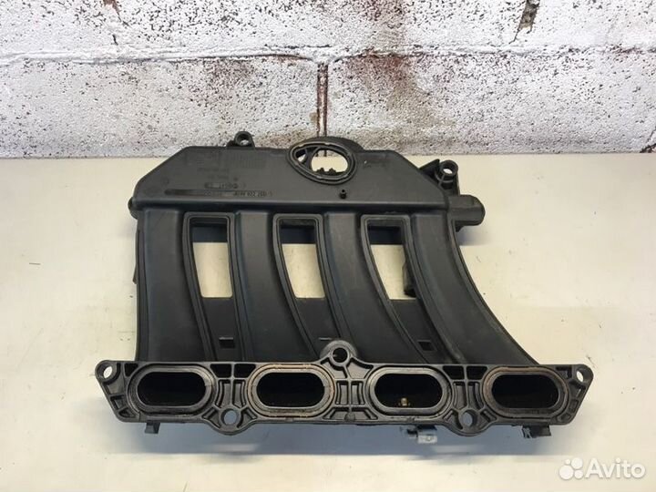 Впускной коллектор Renault Duster внедорожник K4M