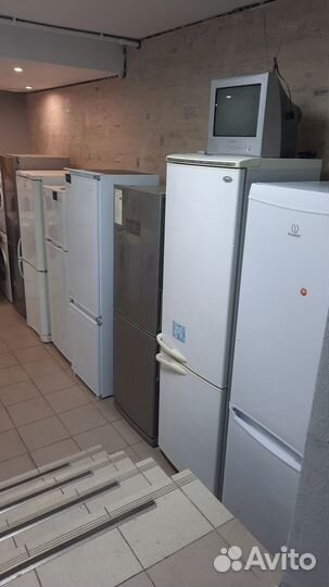 Холодильник индезит и др